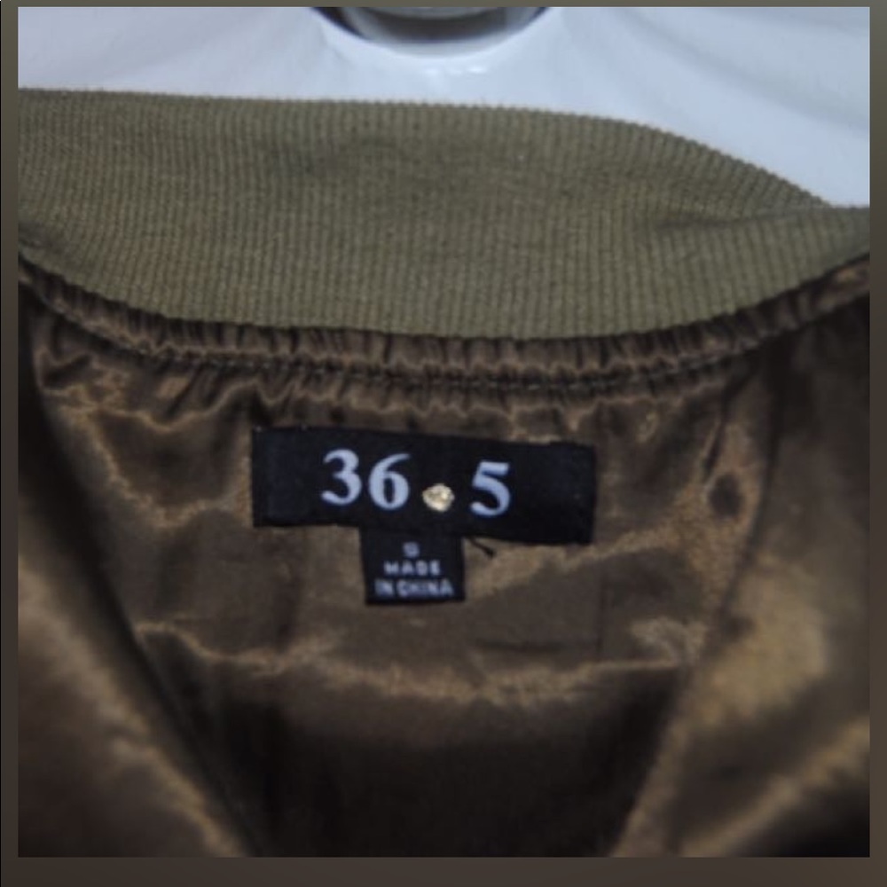 Green bomber jacket - Picture 4 of 4